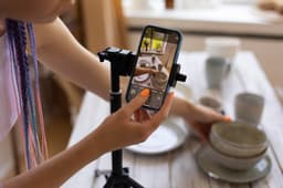 Short-Form Video Apps: Essential Tools for Content Creators in 2025